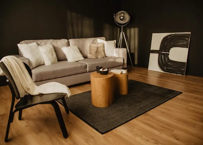Avenue Apartment